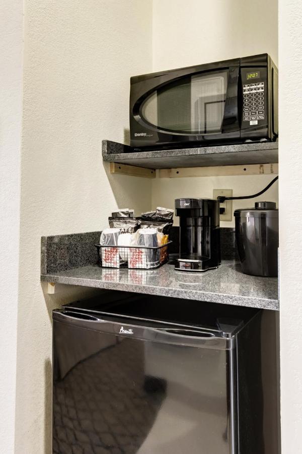 Holiday Inn Express And Suites Sikeston By Ihg Eksteriør bilde